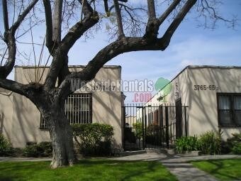 Primary Photo - 3767 S Van Ness Ave