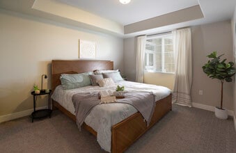 2BR, 2BA - Retreat at South Haven Farms