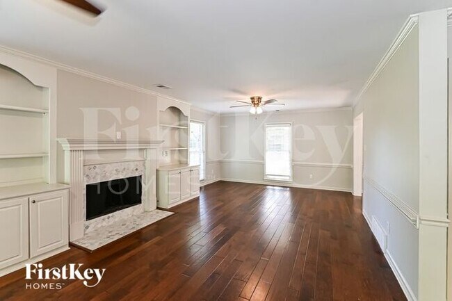 Foto del edificio - 1217 Pin Pointe Dr