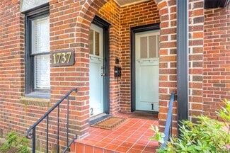 Building Photo - 1737 Albans Rd