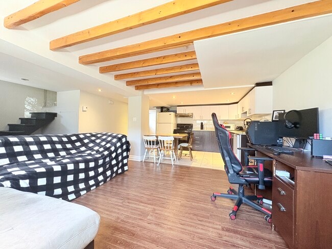 Photo du bâtiment - 145 Rue Gardenville