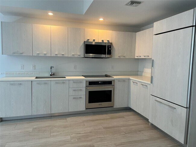 Foto del edificio - 55 SW 9th St