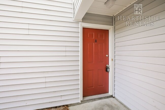 Photo - 143 W Victoria Ct Apartment