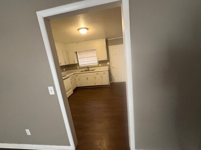 Foto del edificio - 77 Dolphin Ln