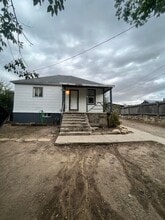 Building Photo - 521 E 100 N