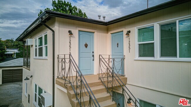 Foto del edificio - 12351 Riverside Dr