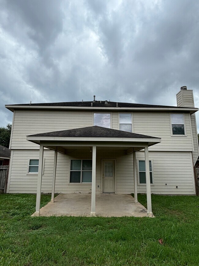 Building Photo - 3207 Sunny Meadows Ln