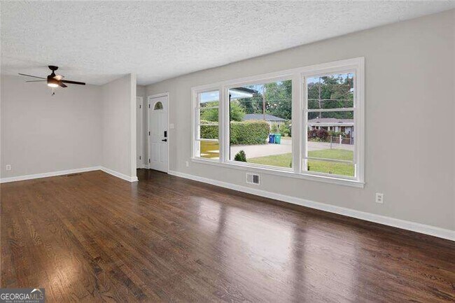 Foto del edificio - 3081 Glendale Ct