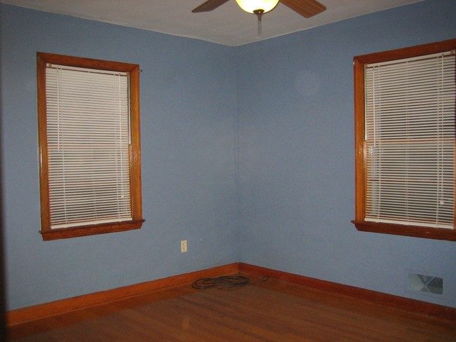 Building Photo - 2 br, 2 bath House - 3974 New London Road