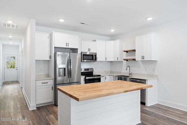 Foto del edificio - 190 Wildwood St NW