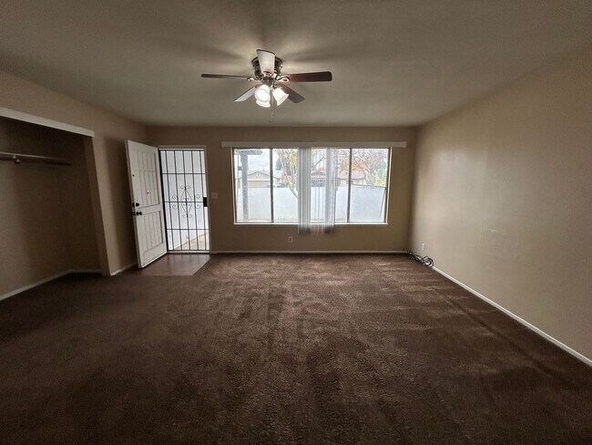 Foto del edificio - 309 Capistrano Dr