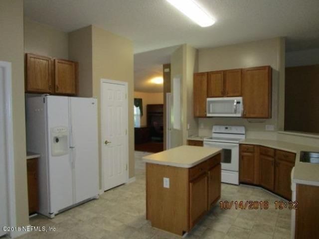 Building Photo - Nice 3/2 Home in Oakleaf