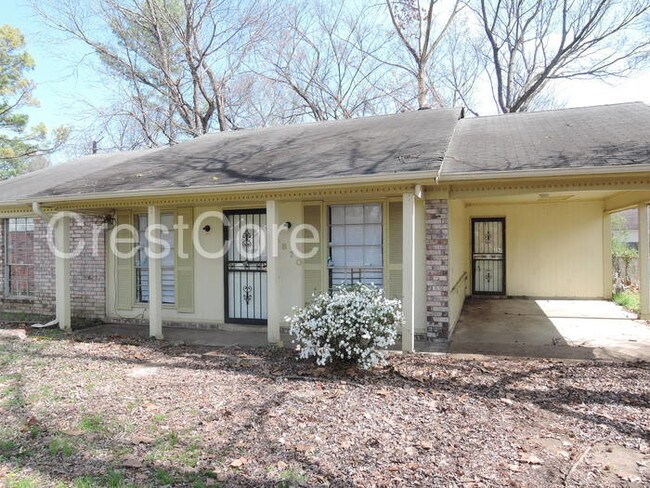 Building Photo - 3870 Apricot Cv