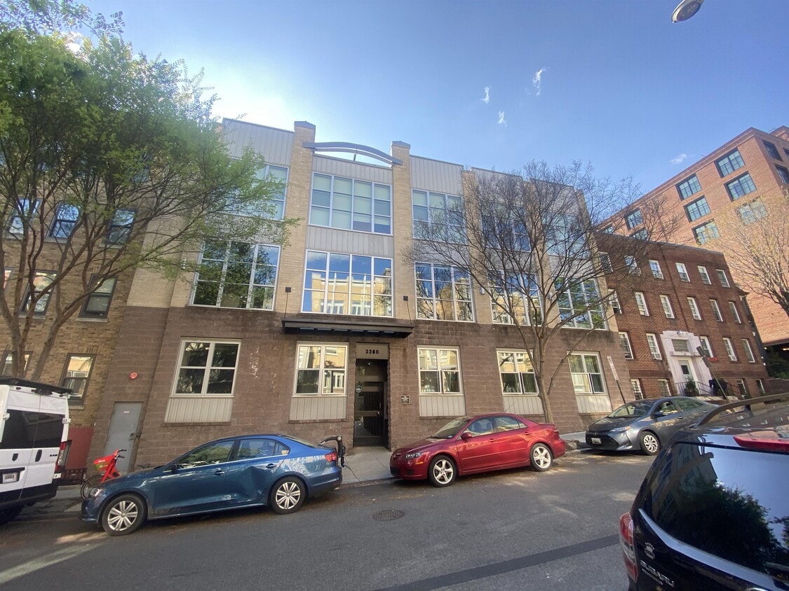 2380 Champlain St NW, Washington, DC 20009 House Rental in Washington