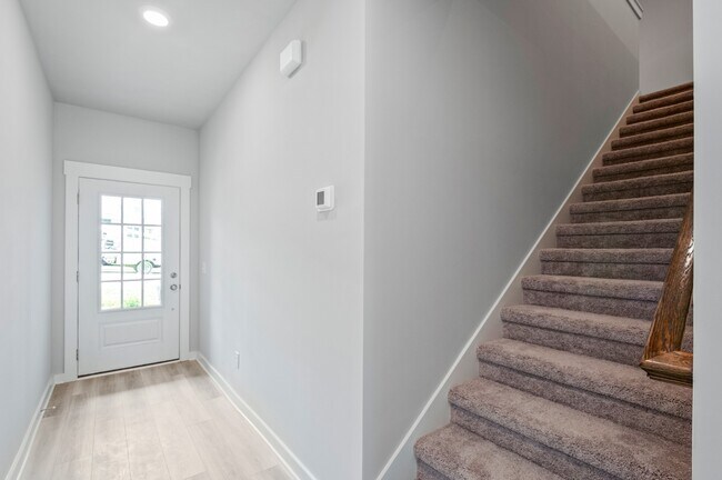 Building Photo - 2104 Nectar Ln