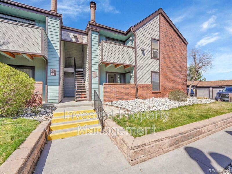 Foto principal - 11985 E Harvard Ave