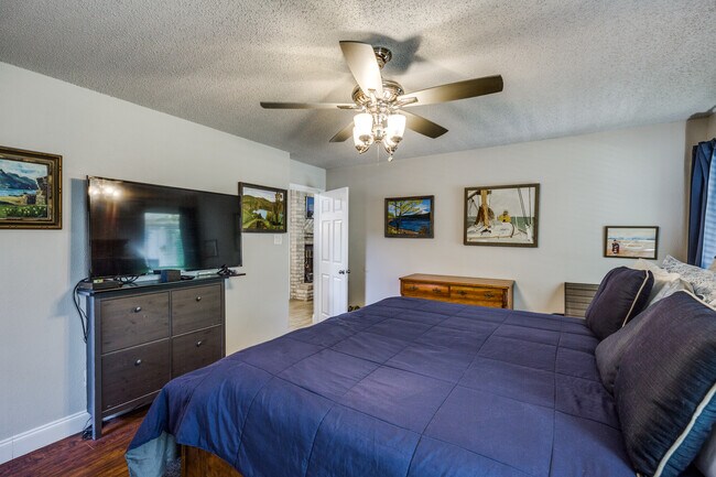 Foto del edificio - 1027 Hedgestone Dr