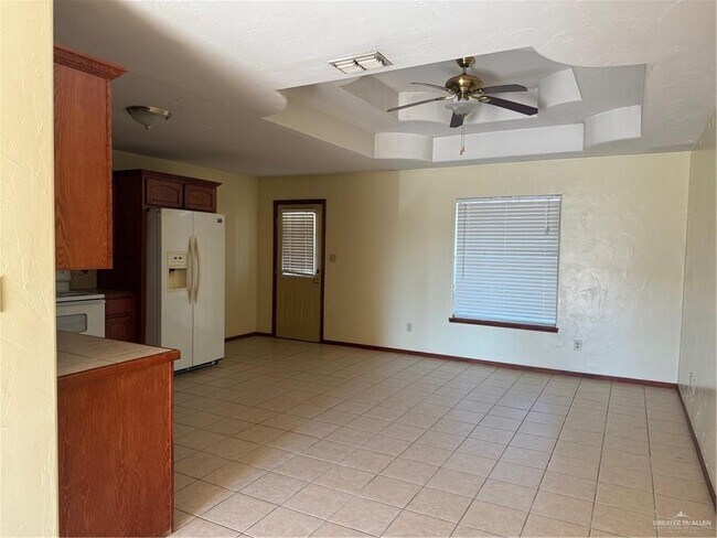 Foto del edificio - 18 Circle Dr