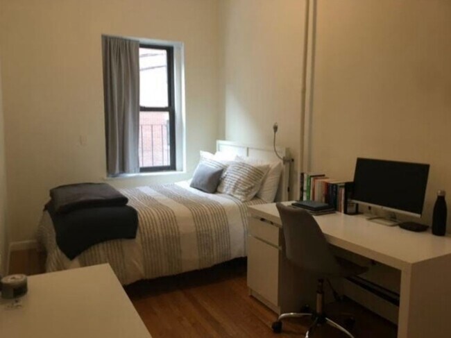 Foto del edificio - 2 bed just outside Kenmore Square with hea...