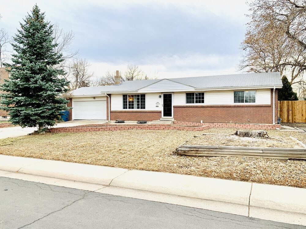 Foto principal - 9171 Stuart St