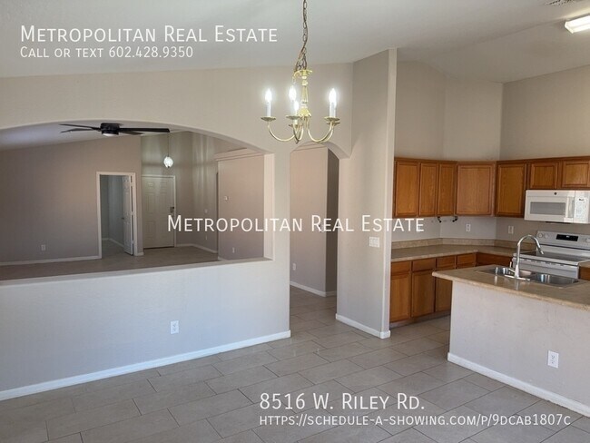Foto del edificio - 8516 W Riley Rd