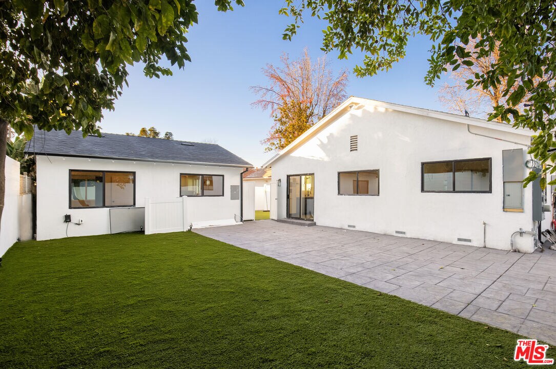 Foto principal - 14642 Runnymede St