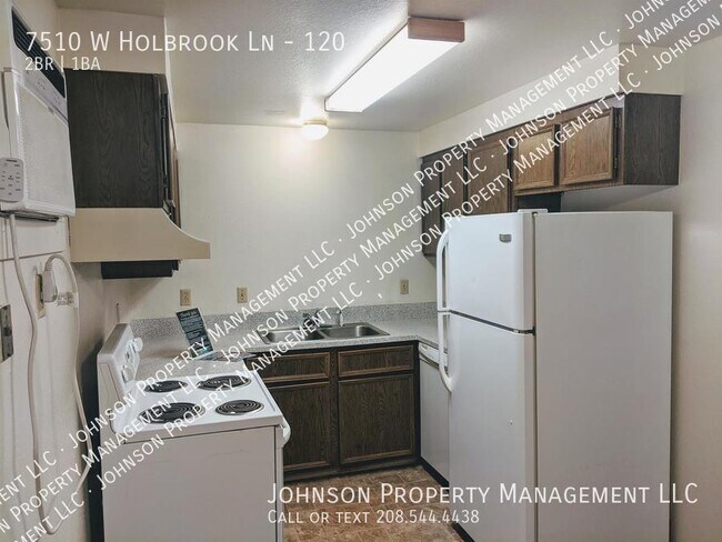 Foto del edificio - 7510 W Holbrook Ln