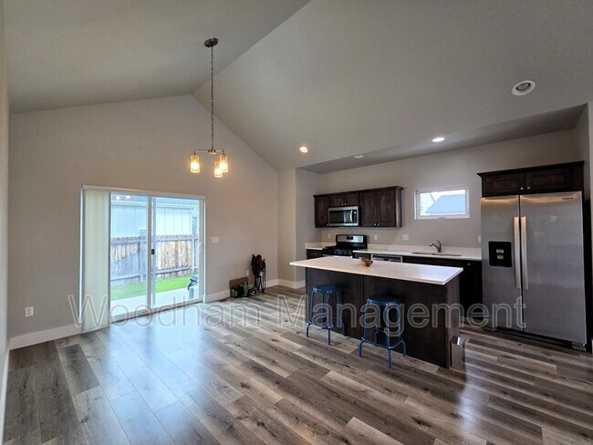 Building Photo - 3105 Mistral Way