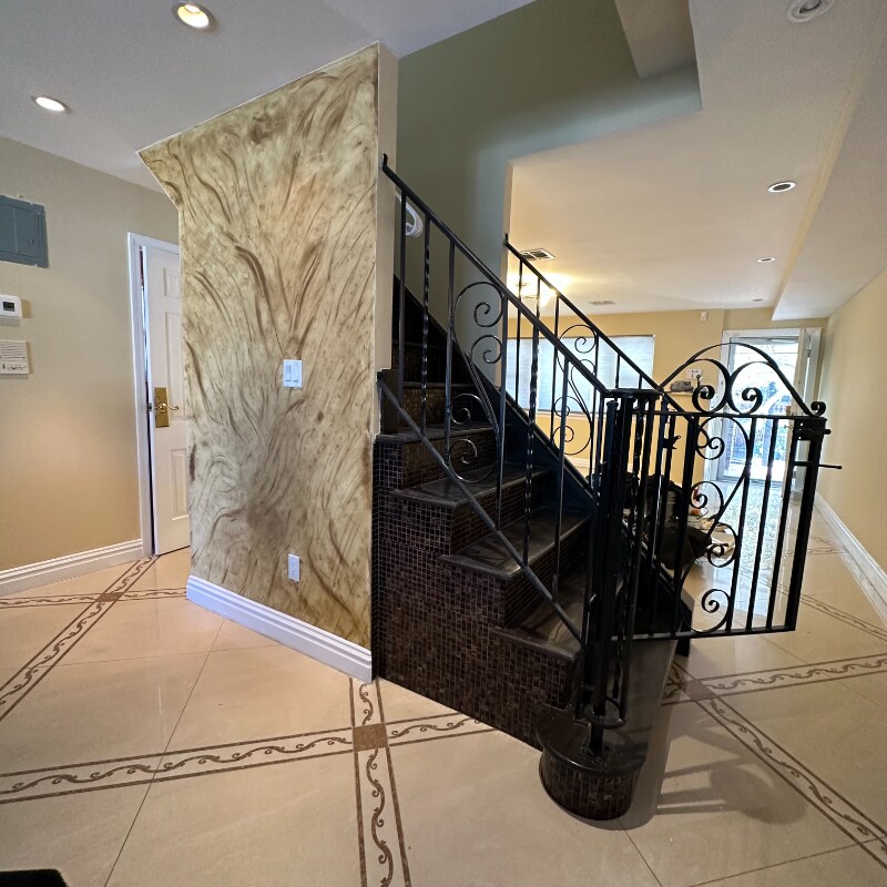 Foto principal - 2620 E 63rd St