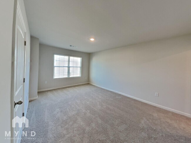 Foto del edificio - 1005 N 2nd Ave NW