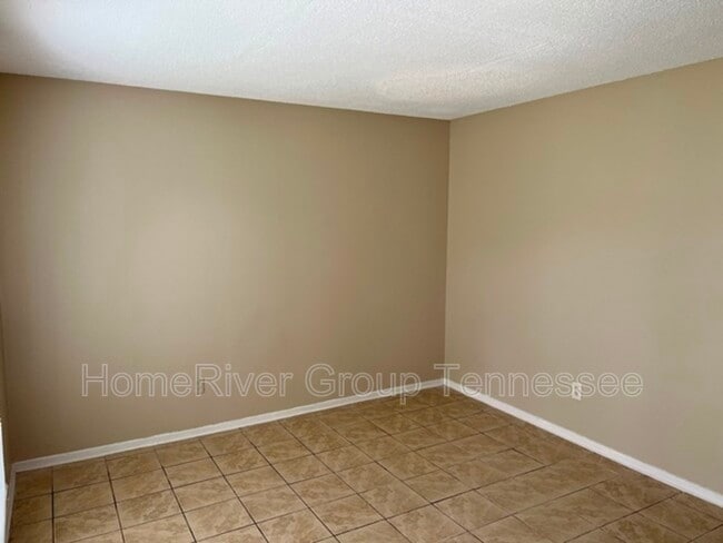 Foto del edificio - 3431 Barbwood Dr