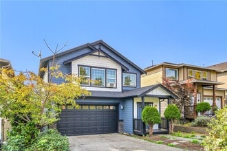 Building Photo - 302 Avenue J