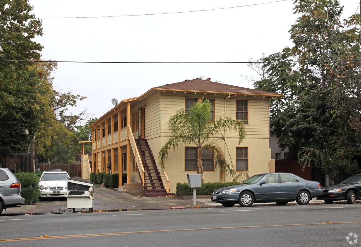 Primary Photo - 329 E San Fernando St