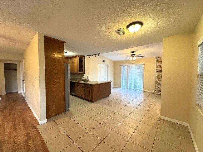 Foto del edificio - 3606 Ogletree Ct
