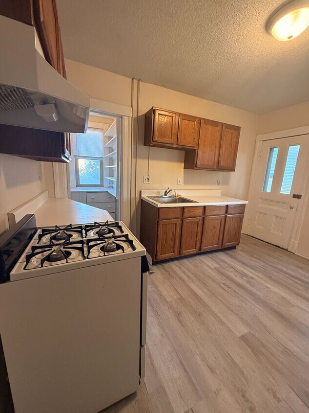 Foto principal - 1-7 Glenwood Ave.