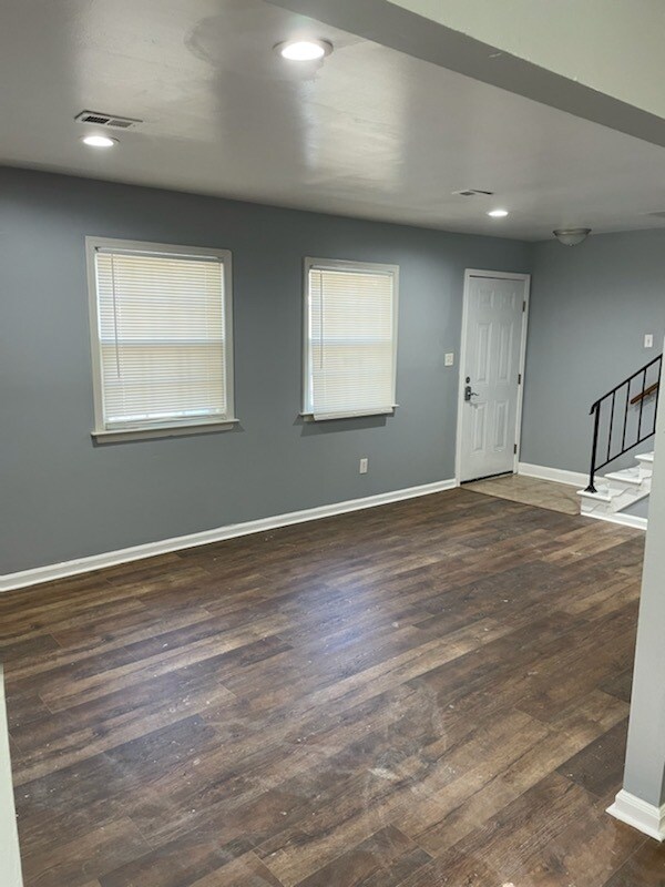 Living Room - 415 Savage Dr