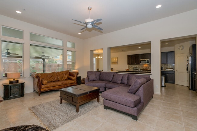 Foto del edificio - Pristine Harlan Ranch Home