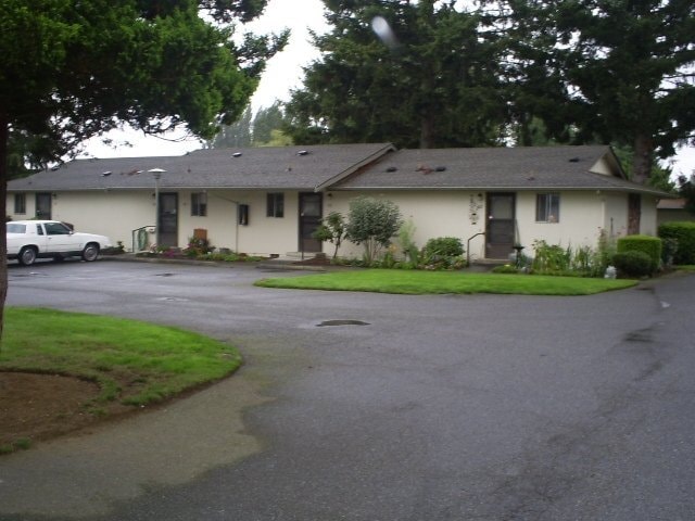 Building Photo - 1724 Grove St