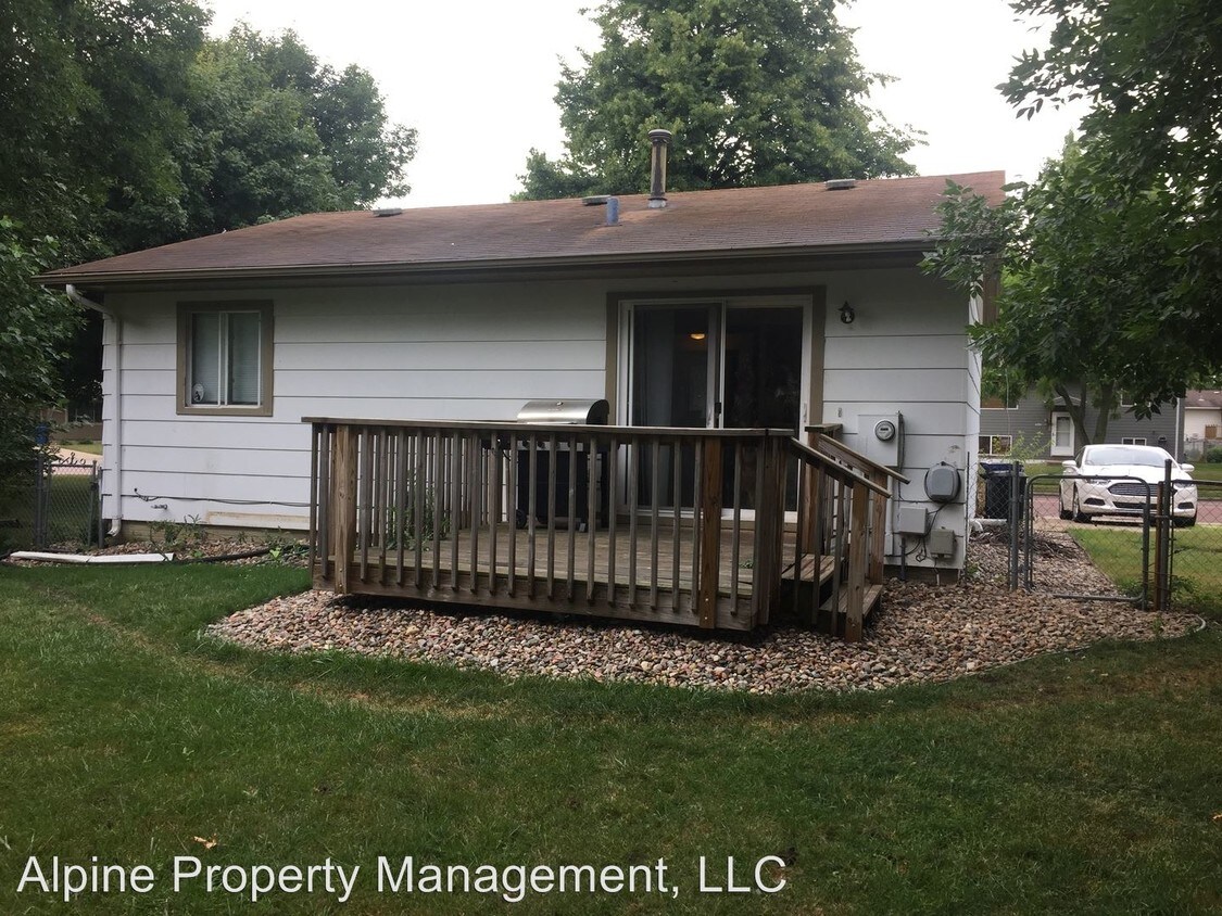 Foto principal - 3 br, 2 bath House - 6204 W. 59th St.