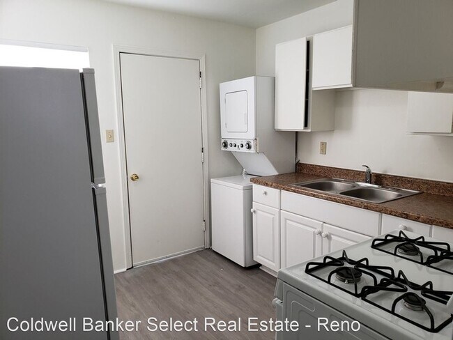 Building Photo - 2 br, 1 bath House - 1025 Prater Way