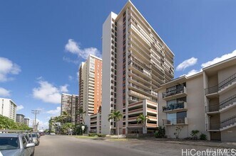 Building Photo - 2754 Kuilei St