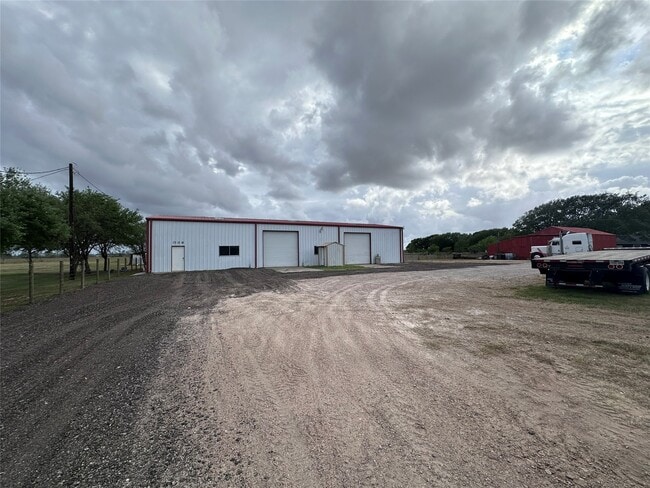 Foto del edificio - 1204 Co Rd 408