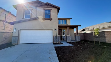 Building Photo - 27295 Ukulele Cir