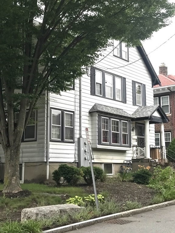 Building Photo - 1 Longfellow Rd