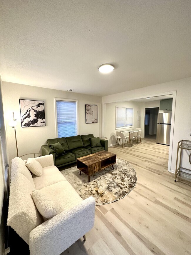 Foto del edificio - 2618 Essex St