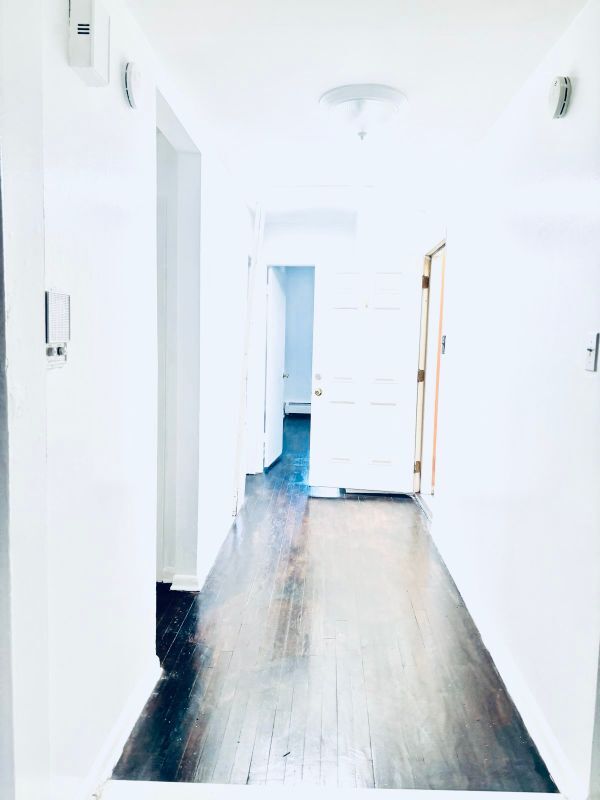 Foto del edificio - 3809 Review Pl