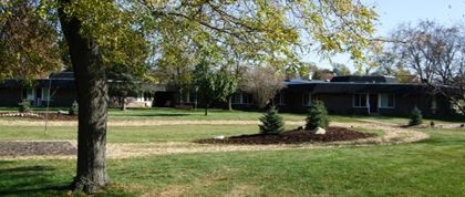 Primary Photo - Courtyard at Willow Woods