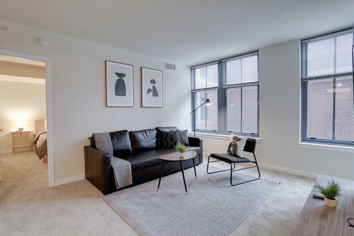 Foto principal - 550 14th St S