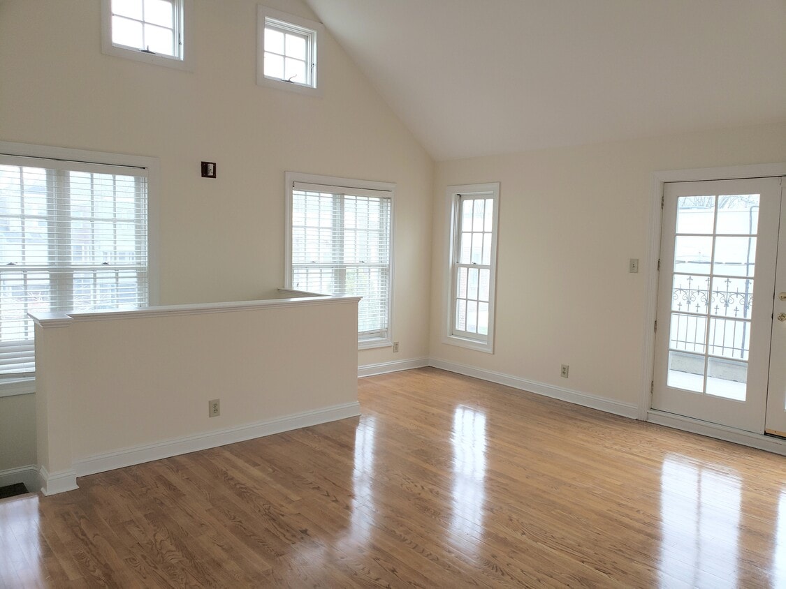 Foto principal - 8515 Germantown Ave