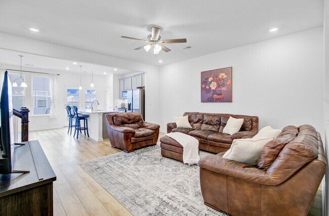 Foto del edificio - 770 Trotters Ln